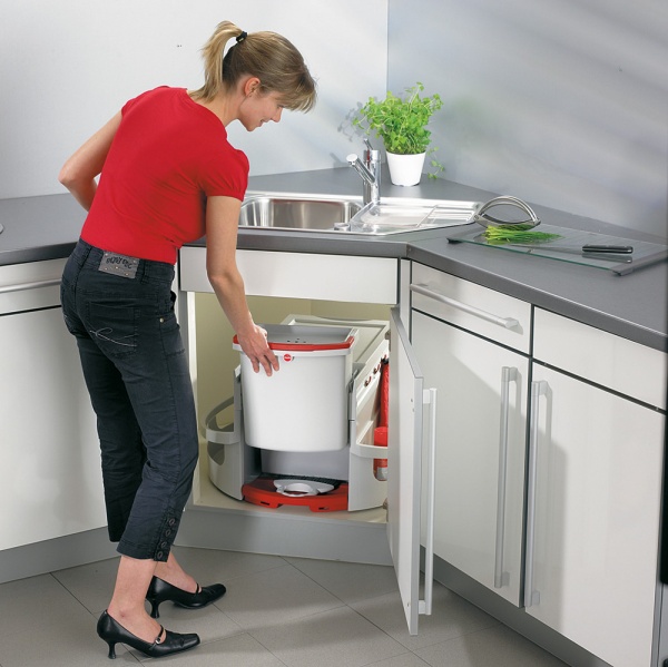 картинка Система вращающаяся выдвижная Rondo-Comfort 2x20л, 1х12,5л от магазина SEFI