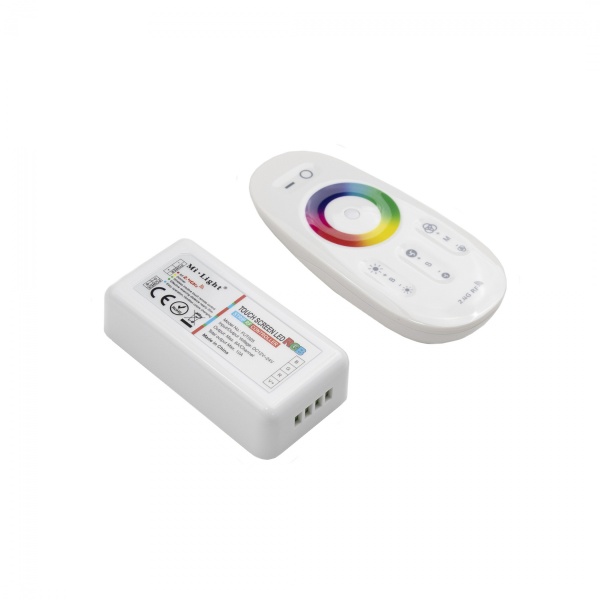 картинка Контроллер для светодиодной ленты RGB, с пультом, 12/24V, 216W/432W, AKS магазин SEFI являющийся официальным дистрибьютором в России  картинка Контроллер для светодиодной ленты RGB, с пультом, 12/24V, 216W/432W, AKS от магазина SEFI