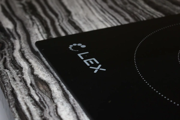 картинка Электрическая варочная панель LEX EVH 642 BL от магазина SEFI