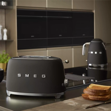 картинка Тостер Smeg TSF01BLMEU от магазина SEFI