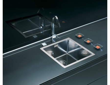 картинка Мойка ALVEUS QUADRIX 30 BRS-90 450 X 450 X 200 в комплекте с сифоном 1130550, от магазина SEFI