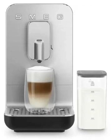 картинка Кофемашина Smeg BCC13BLMEU от магазина SEFI