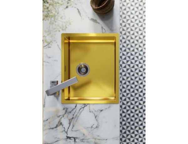 картинка Мойка QUADRIX MONARCH 50 GOLD 550X450X200 в компл. с выпуском без сифона, от магазина SEFI