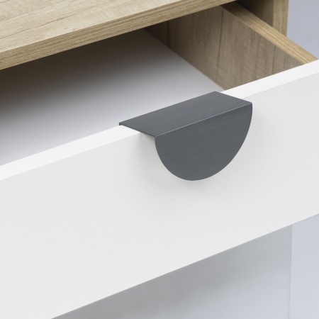 картинка Ручка меб. накладная алюм. ISLAND 64 шлифованный графит, AKS от магазина SEFI